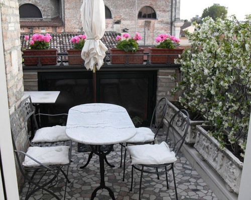 阳台15.jpg 阳台15.jpg