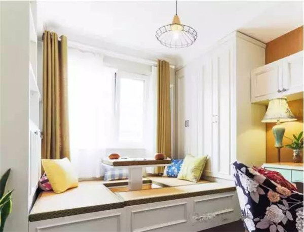 榻榻米配书房26装修效果图