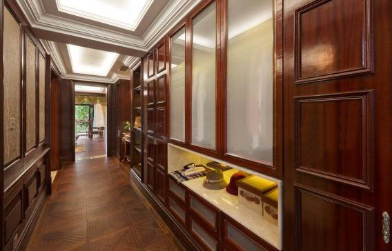 别墅装饰效果图衣帽间