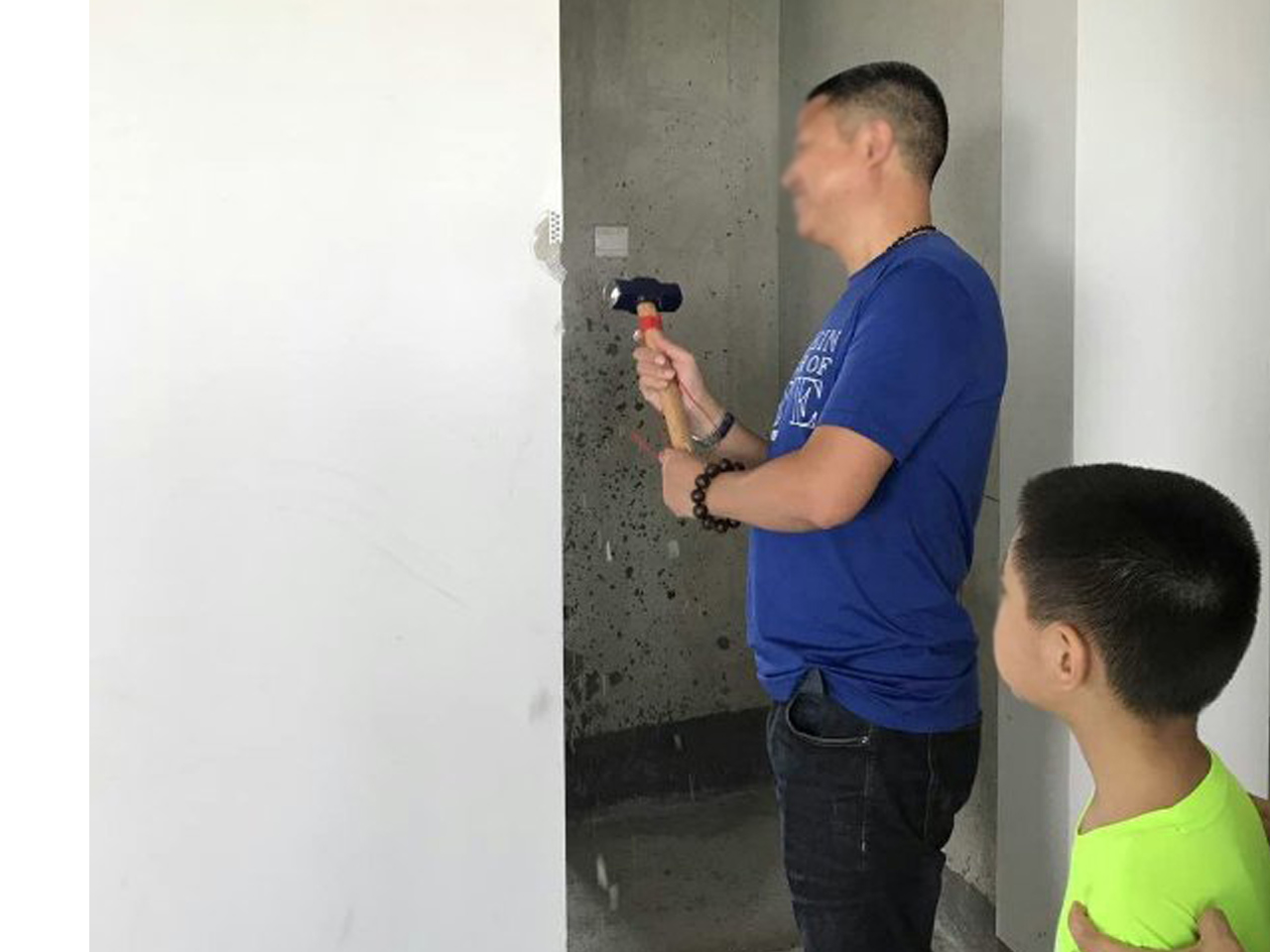 仁山智水别墅装修开工仪式现场