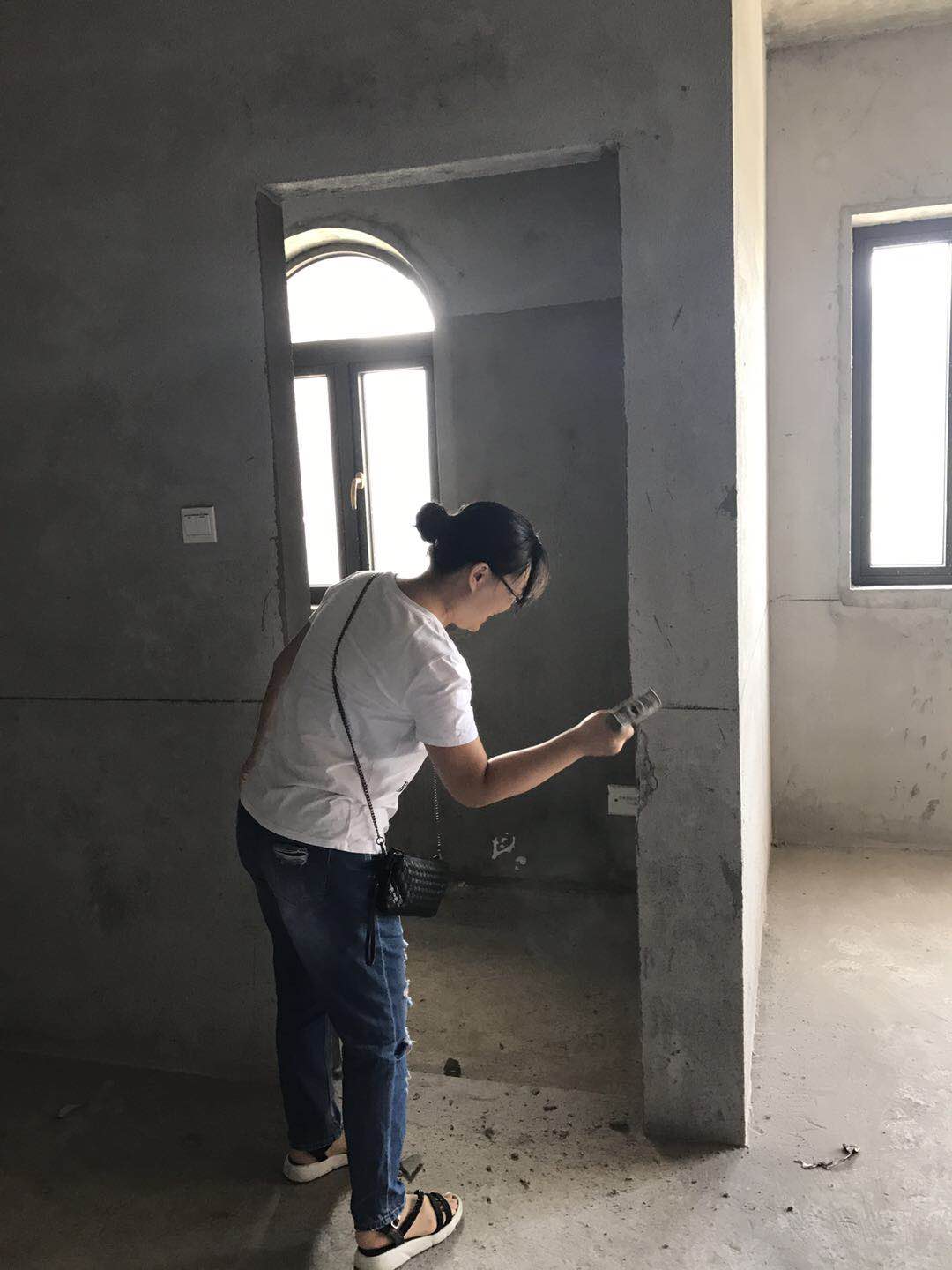 曦城别墅装修砸出开工现场第一锤